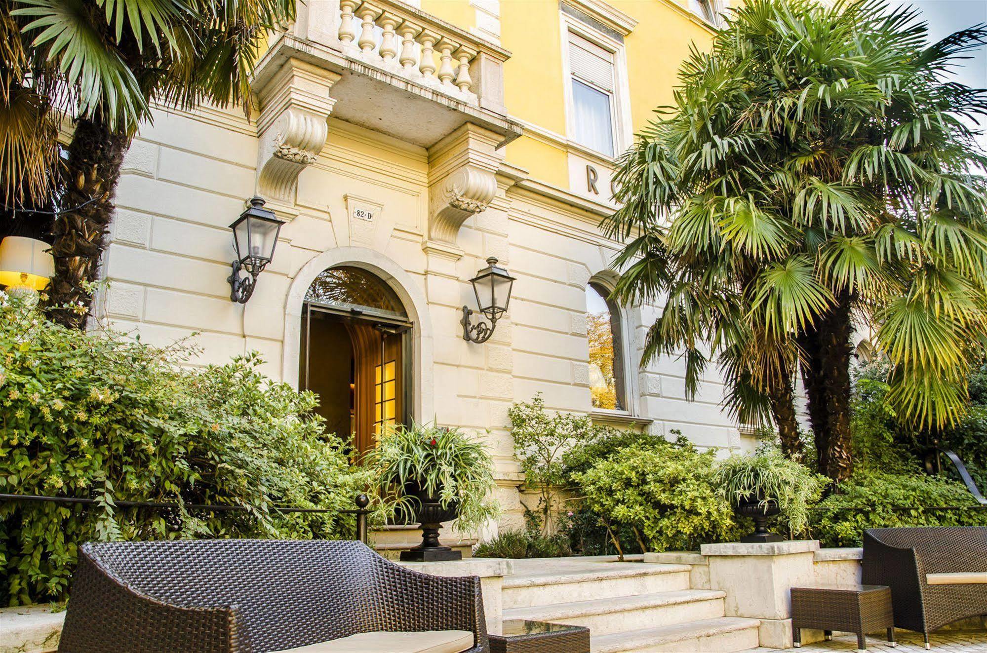 Hotel Rovereto Luaran gambar